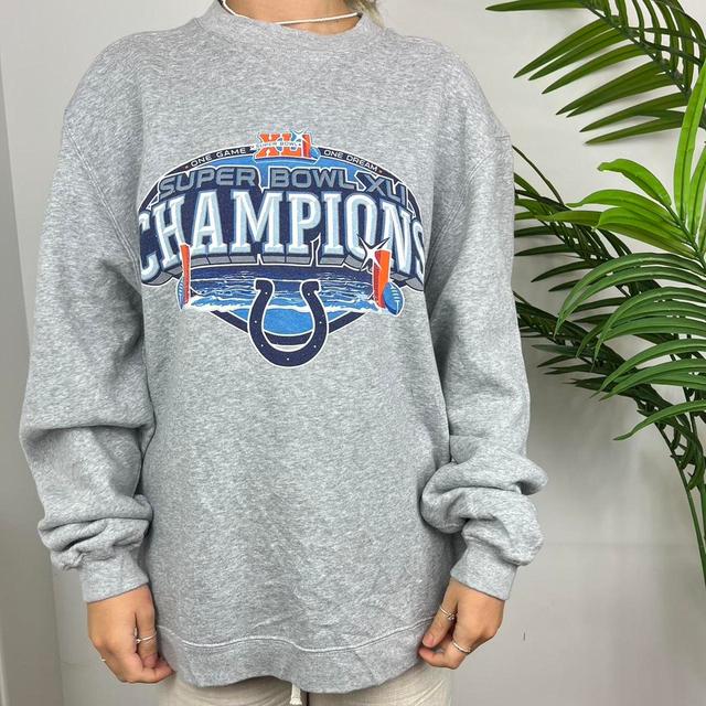 Reebok Men's Sweatshirt - Grey - M on Productcaster.