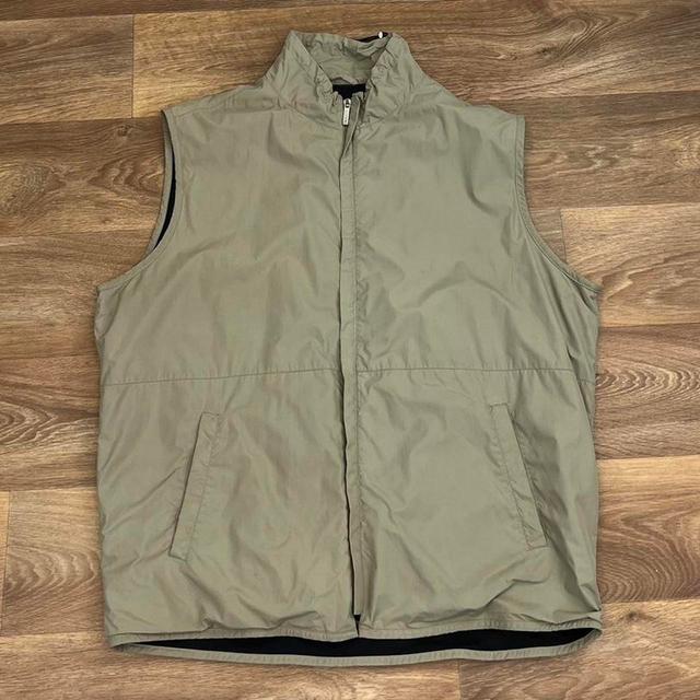 GANT Men's Vest - Tan/Khaki - XXL on Productcaster.