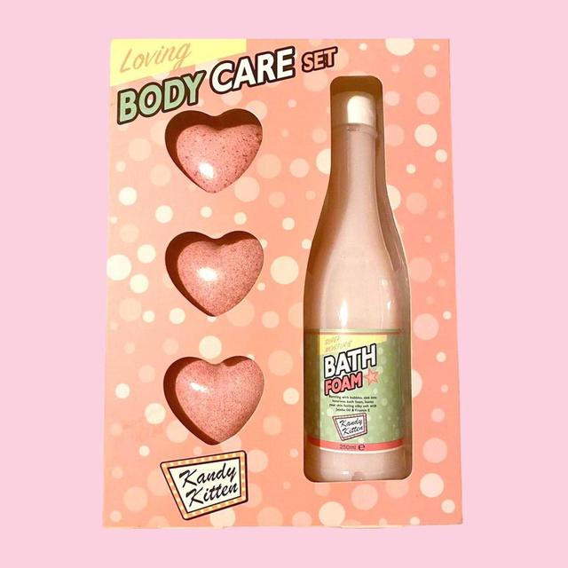 Body wash - Pink on Productcaster.