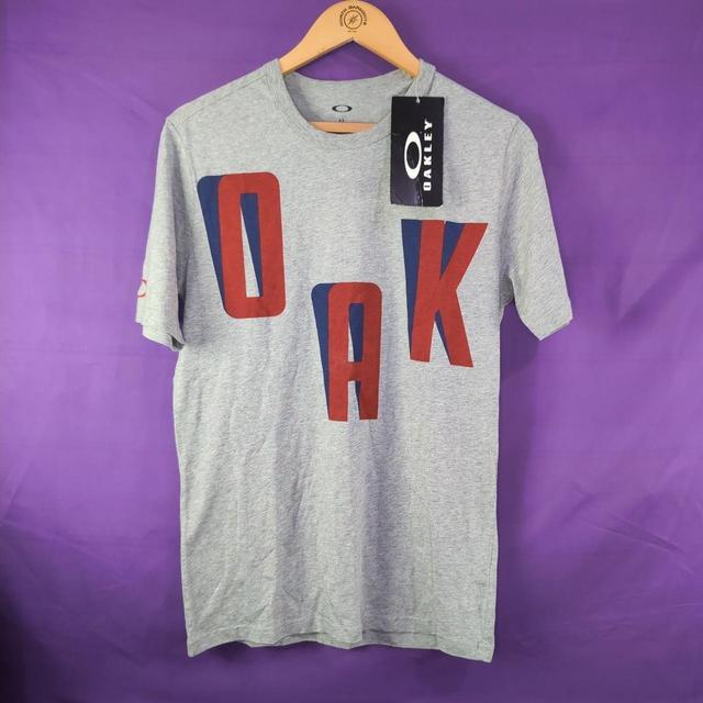 Oakley Men's T-shirt - Grey - XS on Productcaster.