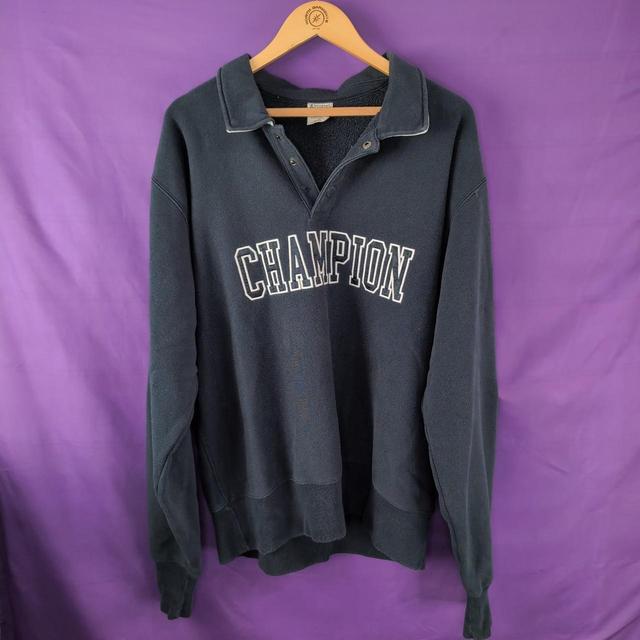 Champion Men's Sweatshirt - Navy - L on Productcaster.