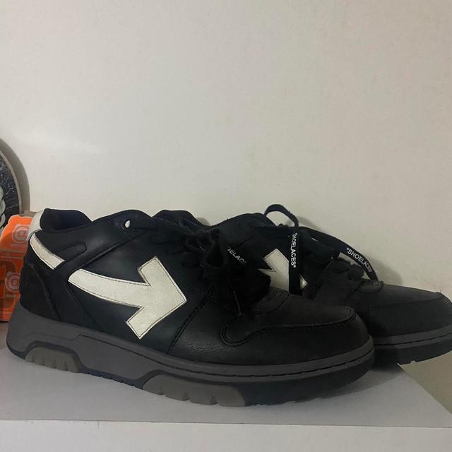 Off-White Men's Trainers - Black - UK 6 on Productcaster.