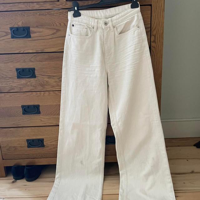 Jigsaw Women's Jeans - Cream/White - 24" on Productcaster.