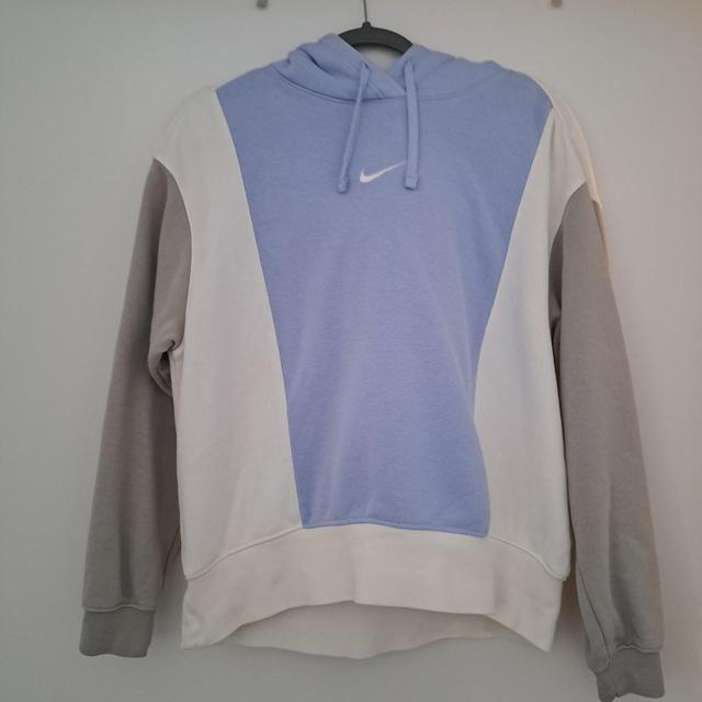 Nike Women's Hoodie - White/Blue - S on Productcaster.