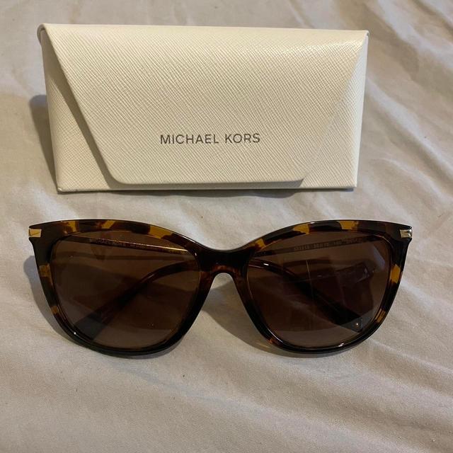 Michael Kors Women's Sunglasses - Brown/Black on Productcaster.