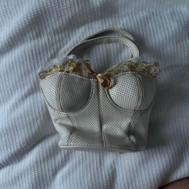 Unique Vintage Women's Bag - Cream on Productcaster.