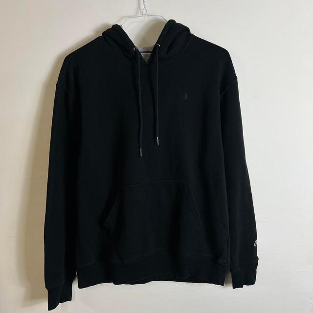 Champion Men's Hoodie - Black - M on Productcaster.