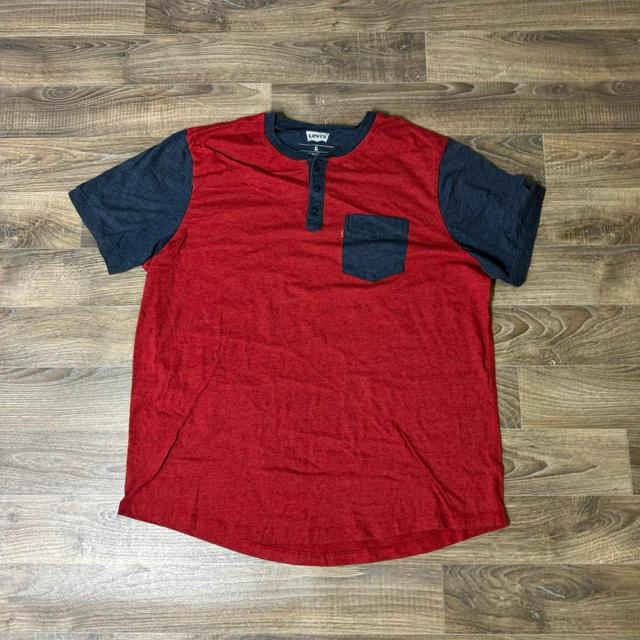 Levi's Men's T-shirt - Red/Navy - XL on Productcaster.