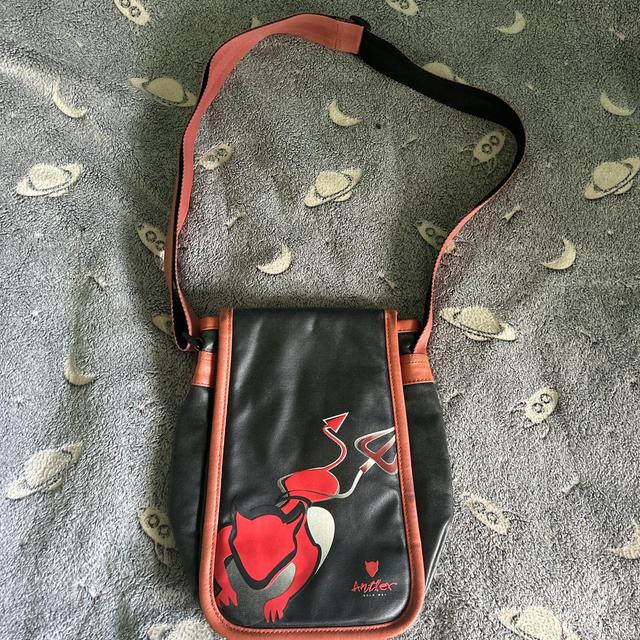 Women's Shoulder bags - Black/Red on Productcaster.