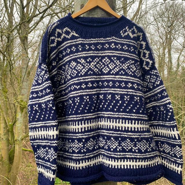 Men's Jumper - Navy - XL on Productcaster.