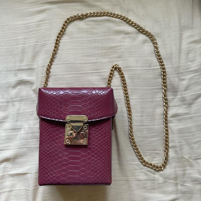 Women's Bag - Burgundy on Productcaster.