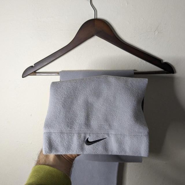 Nike Men's Scarf - Black on Productcaster.