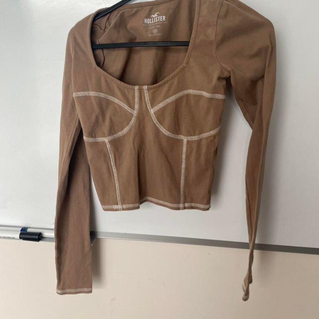 Hollister Co. Women's Crop top - Brown/Tan - XS on Productcaster.