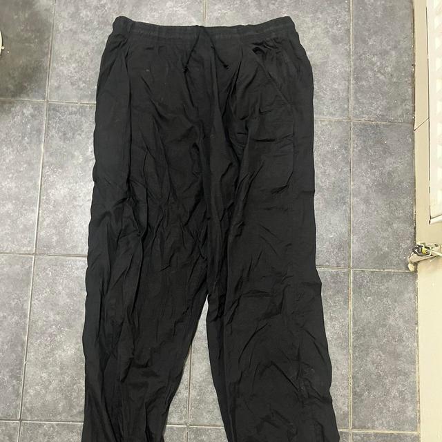 Nike Men's Trousers - Black - M on Productcaster.