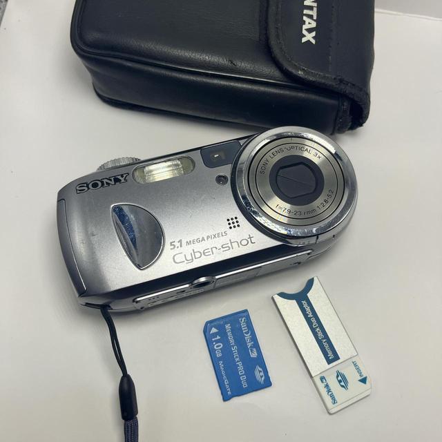 Sony Digital cameras - Silver/Grey on Productcaster.