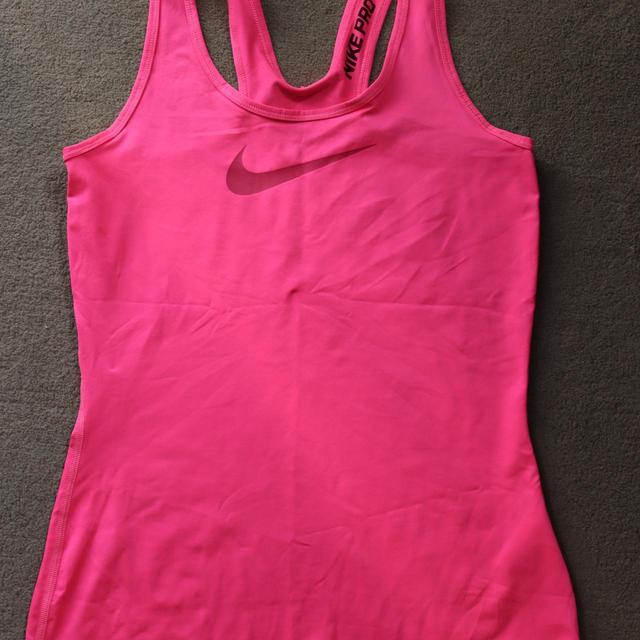 Nike Men's Vest - Pink - S on Productcaster.