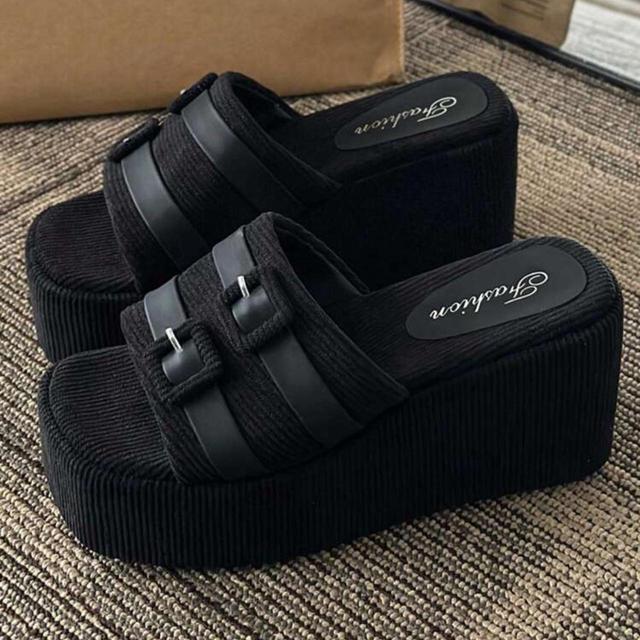 Women's Slides - Black - UK 7 on Productcaster.