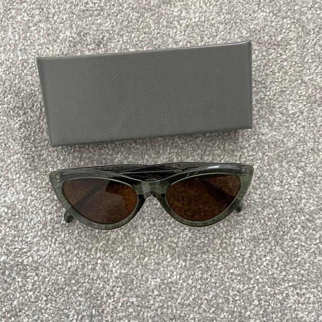 Women's Cat eye Sunglasses - Green on Productcaster.