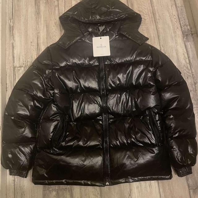 Moncler Men's Puffer Jacket - Black - M on Productcaster.