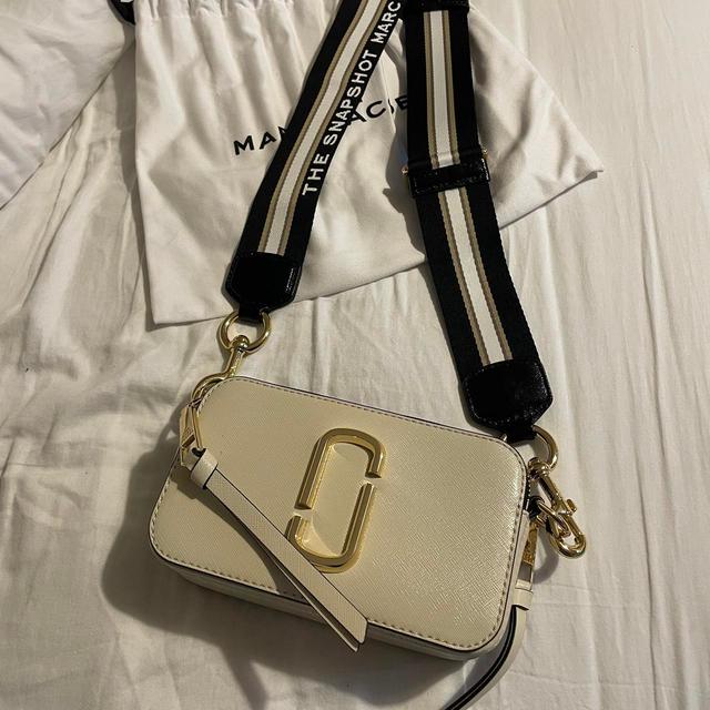 Marc Jacobs Women's Crossbody bags - Cream/White on Productcaster.