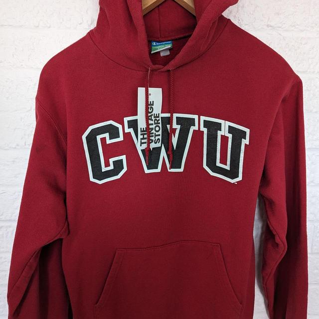 Champion Women's Hoodie - Red - M on Productcaster.