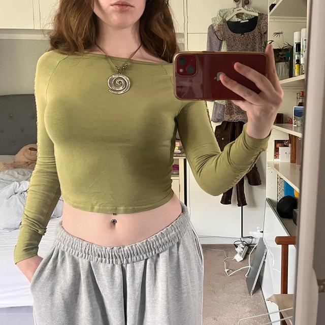 Urban Outfitters Women's Crop top - Khaki - 6 on Productcaster.