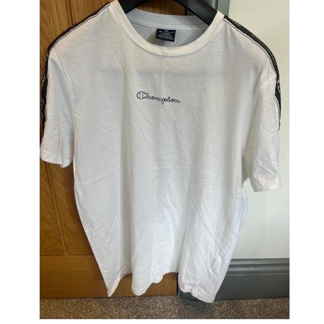 Champion Men's T-shirt - White - M on Productcaster.