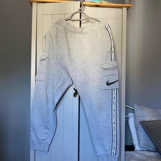 Nike Men's Sweatpants - Grey - XL on Productcaster.