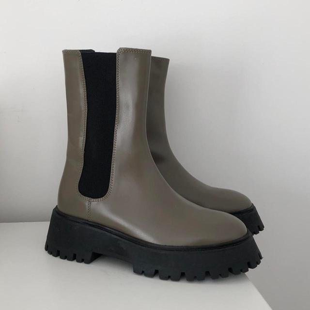 Zara Women's Chelsea Boots - Grey - UK 4 on Productcaster.