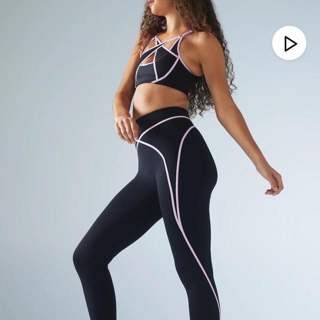 Savage x Fenty Women's Leggings - Black/Pink - S on Productcaster.