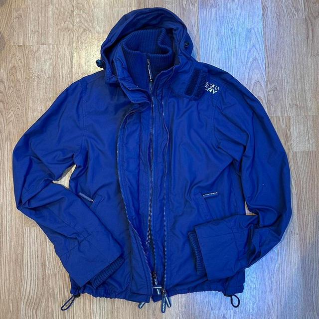 Superdry Men's Windbreaker Jacket - Blue - M on Productcaster.