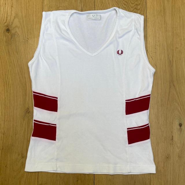 Fred Perry Women's Vest - White - 14 on Productcaster.