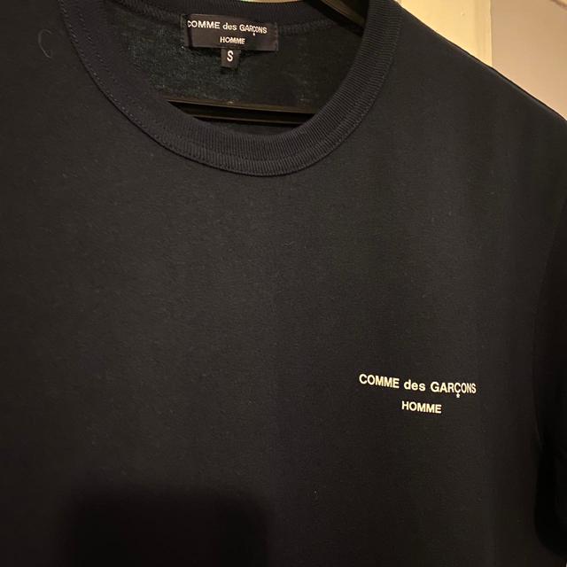 Comme des Garçons Men's T-shirt - Navy - S on Productcaster.