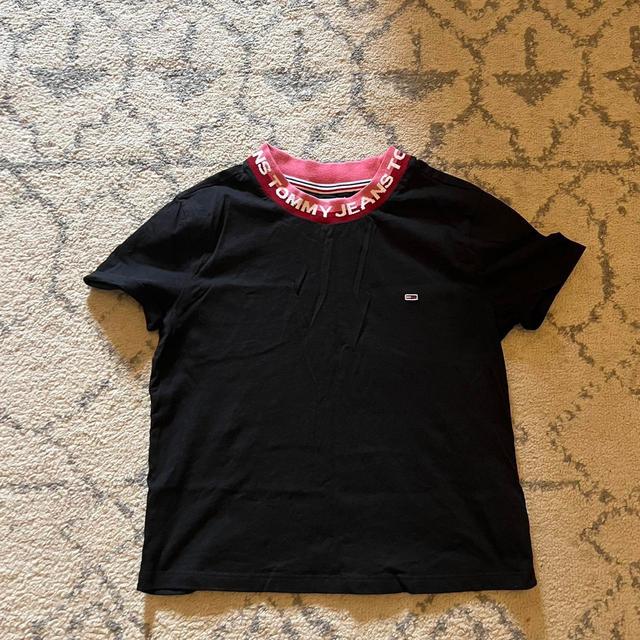 Tommy Hilfiger Women's T-shirt - Black - S on Productcaster.