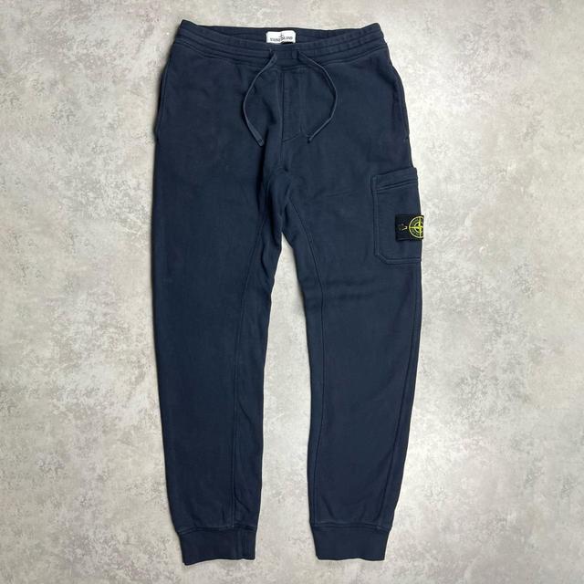 Stone Island Men's Sweatpants - Navy - 32" on Productcaster.