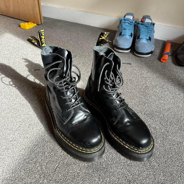 Dr. Martens Men's Boots - Black - UK 9 on Productcaster.