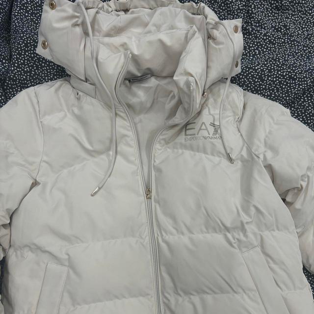 Armani Women's Puffer Jacket - White/Cream - UK 6 on Productcaster.