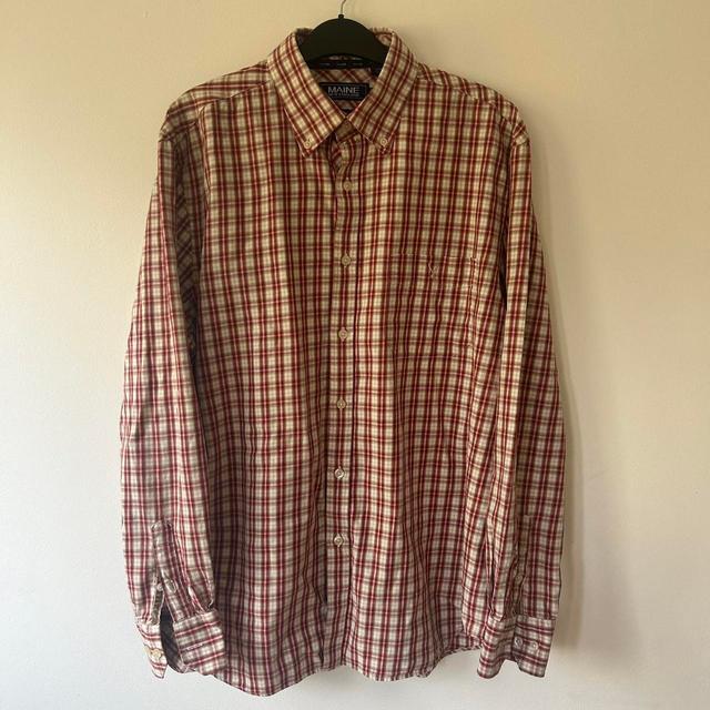 Maine Men's Shirt - Red - M on Productcaster.