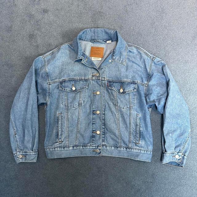 Levi's Men's Lightweight Jacket - Blue - L on Productcaster.