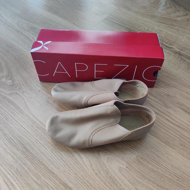 Capezio Women's Ballet shoes - Tan - UK 5 on Productcaster.