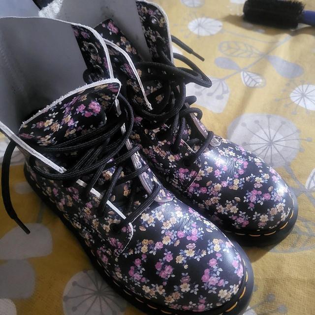 Dr. Martens Women's Ankle Boots - Multi - UK 5 on Productcaster.