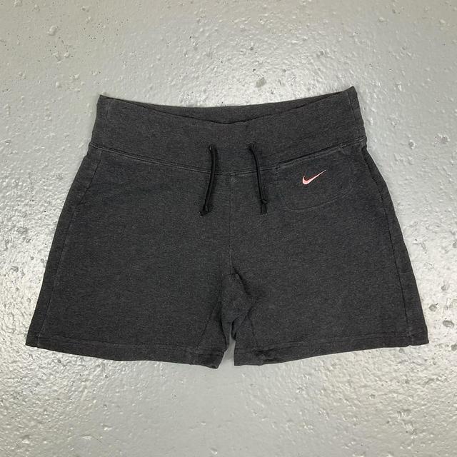 Nike Women's Shorts - Grey/Pink - S on Productcaster.