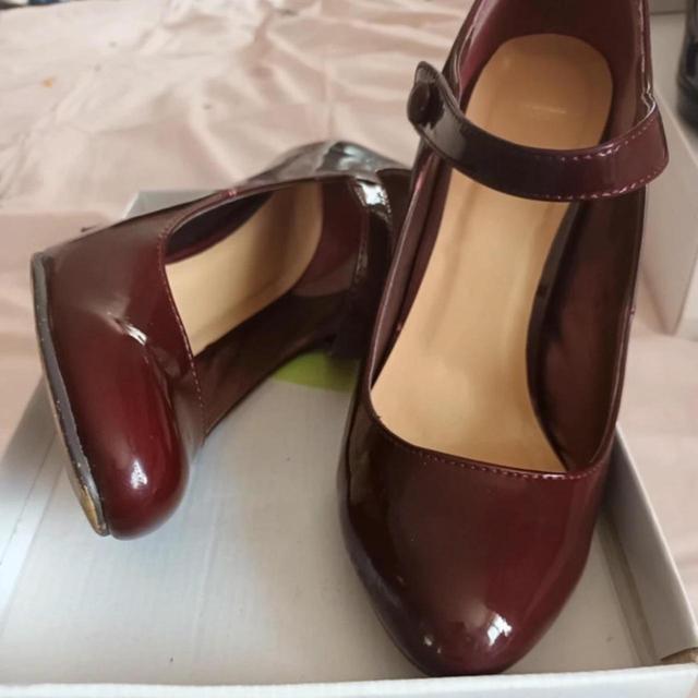 Kurt Geiger Women's Courts - Burgundy - UK 6 on Productcaster.