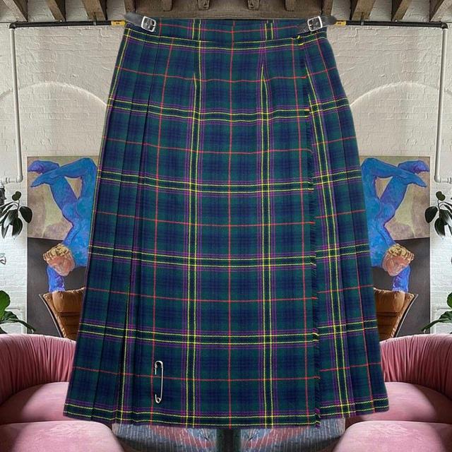 Vintage Women's Midi Skirt - Navy - 32" on Productcaster.