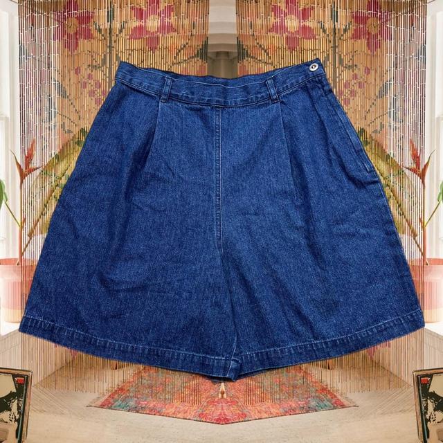 Vintage Women's Shorts - Navy/Blue - 28" on Productcaster.