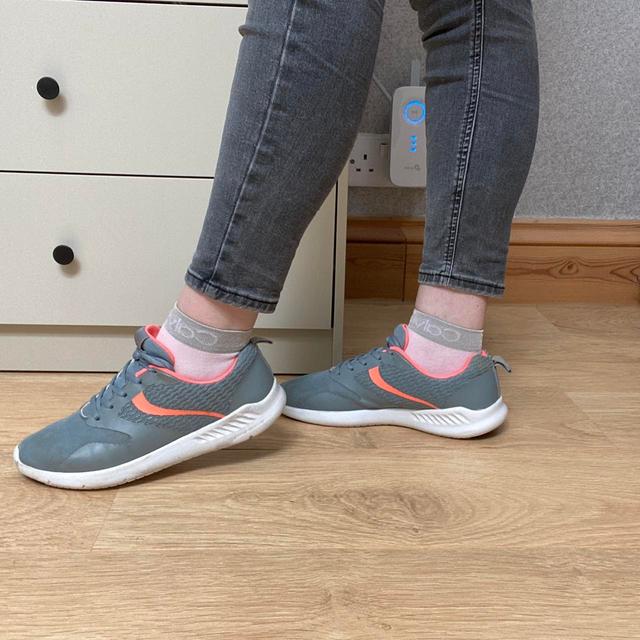 Preloved Women's Trainers - Grey/Orange - UK 6 on Productcaster.