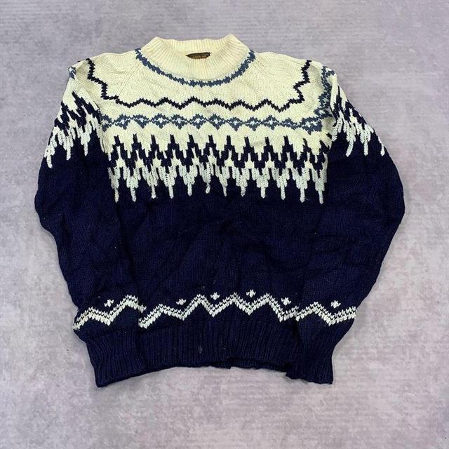 Vintage Men's Jumper - Blue - L on Productcaster.