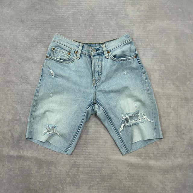 Levi's Men's Shorts - Blue - 26" on Productcaster.