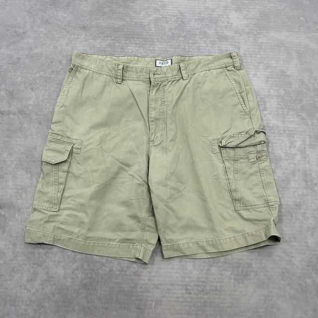 Izod Men's Shorts - Tan - 40" on Productcaster.