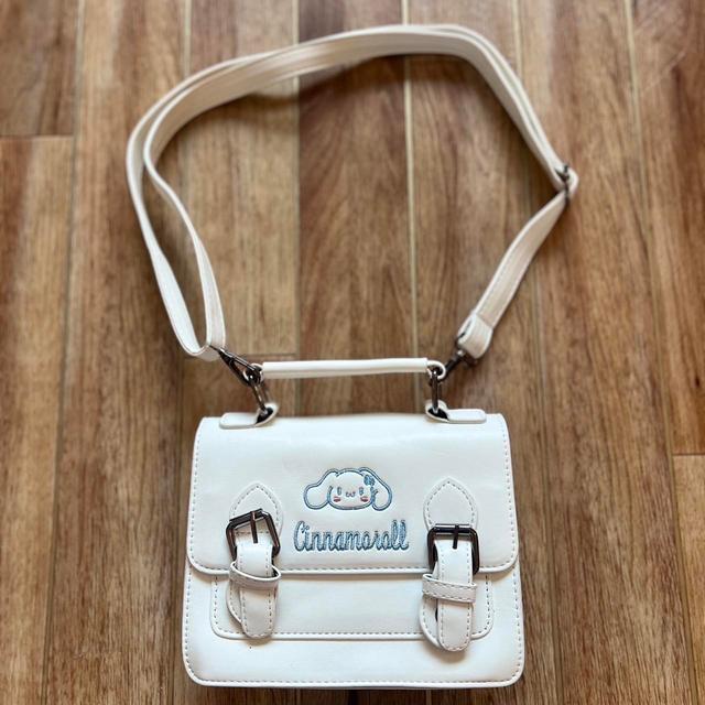 Hello Kitty Women's Satchels - Cream/White on Productcaster.